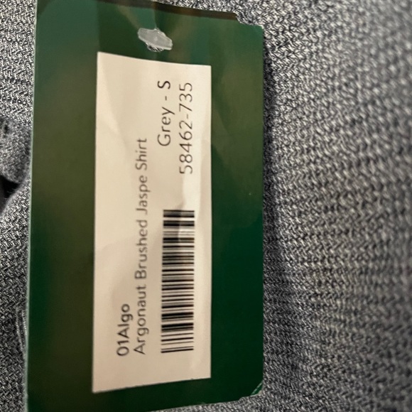 NWT Men’s Button Up Grey Shirt - Picture 3 of 3